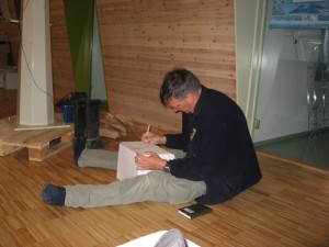 Maarten Loonen bezig met logistiek
